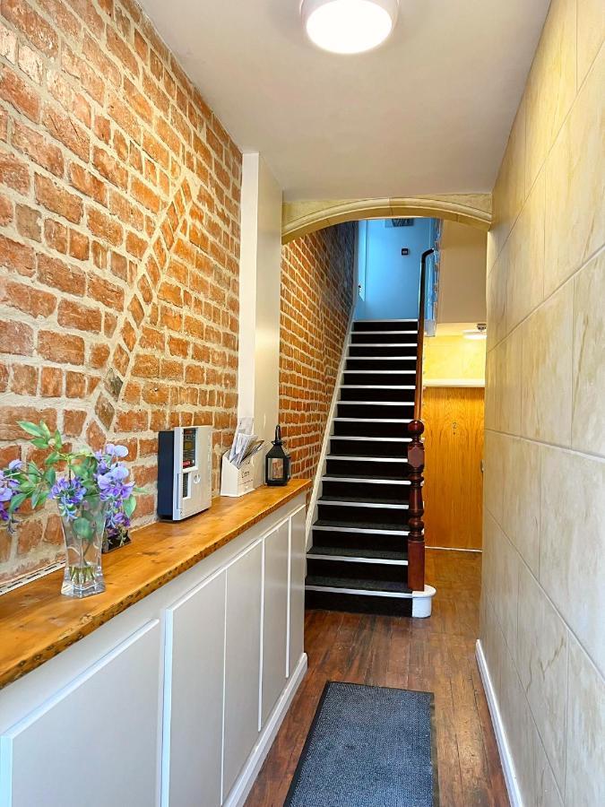Bangor Central Apartments Bagian luar foto